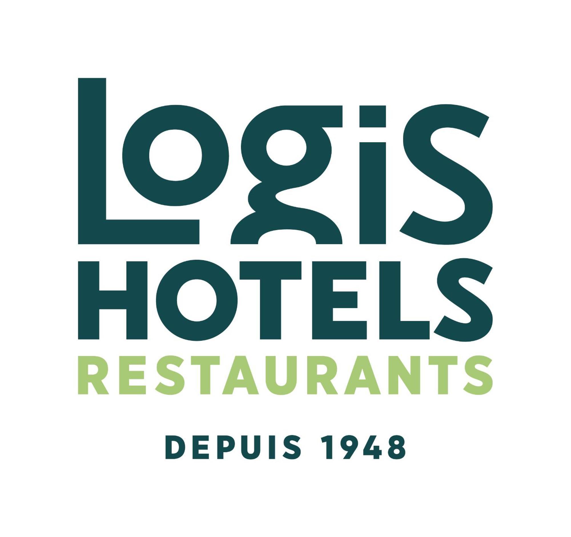 Hotel - Restaurant - Bar - Le Sapin Fleuri Bourg-dʼOueil Dış mekan fotoğraf